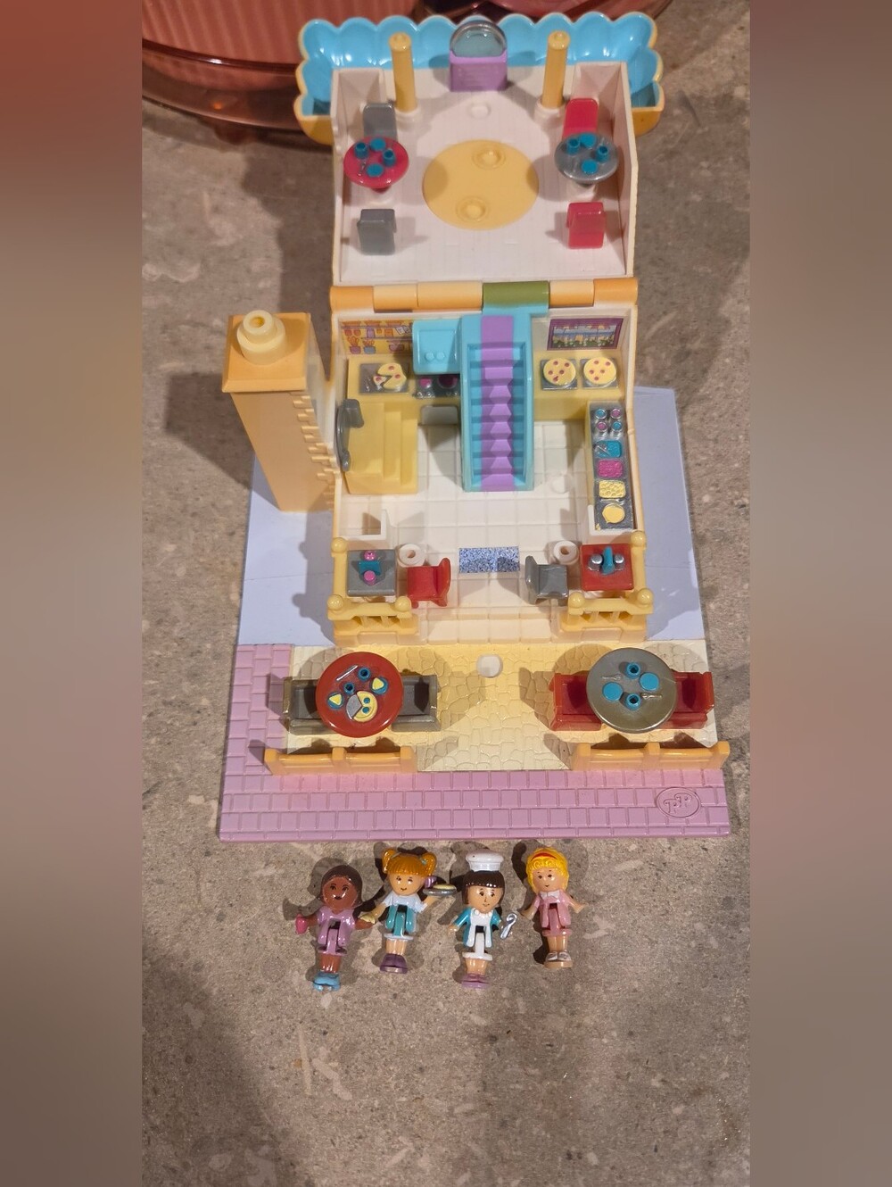 90s Polly Pocket Pizzeria